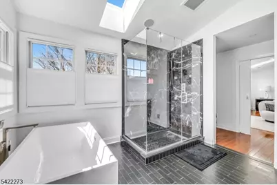 10 Skyview Dr, North Haledon, NJ 07508 - Photo 24