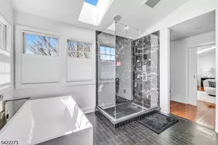 10 Sky View Dr, North Haledon, NJ 07508 - Photo 24