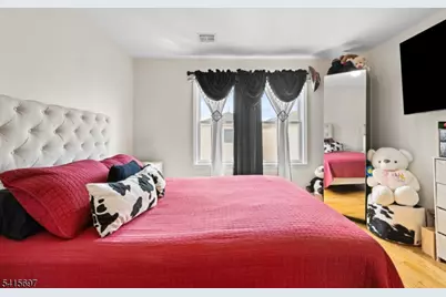 46 Barbara St, Newark, NJ 07105 - Photo 32