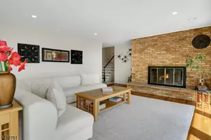 6 Lynnfield Dr, Morris Township, NJ 07960 - Photo 4