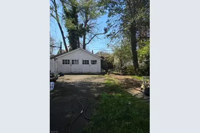 21 Glenwood Pl, East Orange, NJ 07017 - Photo 14
