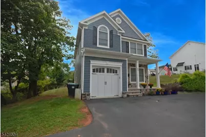 30 Capner St, Flemington, NJ 08822 - Photo 2
