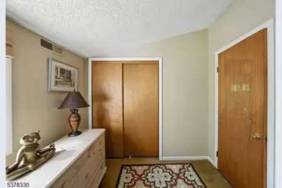 511 Burlington Rd, Freehold Township, NJ 07728 - Photo 28