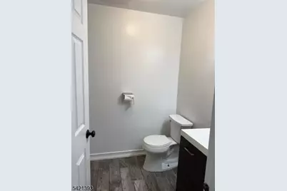 1026 Castle Rd, Mahwah Twp., NJ 07430 - Photo 12