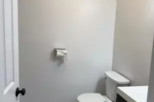 1026 Castle Rd, Mahwah Twp., NJ 07430 - Photo 12