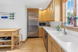 2 Beechwood Dr, Morris Township, NJ 07960 - Photo 12