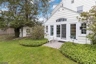 2 Beechwood Dr, Morris Township, NJ 07960 - Photo 30