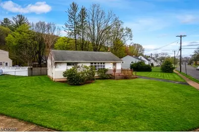 18 Dickerson Mine Rd, Mine Hill, NJ 07803 - Photo 4