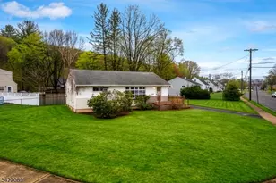 18 Dickerson Mine Rd, Mine Hill, NJ 07803 - Photo 4