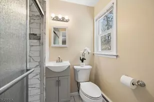 61 N Hillside Ave, Roxbury Township, NJ 07876 - Photo 18