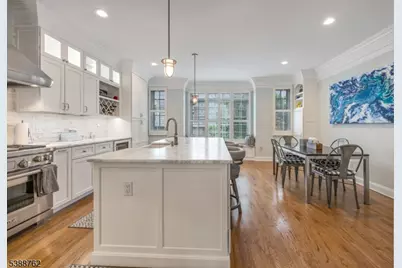 23 Community Pl, Morristown, NJ 07960 - Photo 12