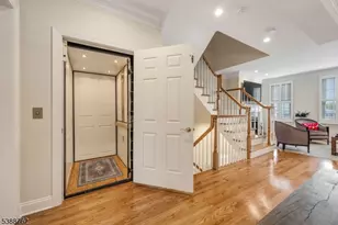 23 Community Pl, Morristown, NJ 07960 - Photo 8