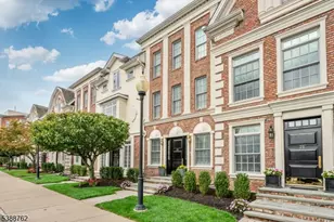 23 Community Pl, Morristown, NJ 07960 - Photo 1