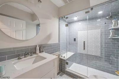 23 Community Pl, Morristown, NJ 07960 - Photo 26