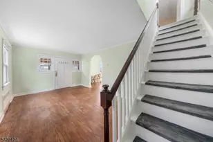 612 Laurel Ave, Roselle Park, NJ 07204 - Photo 10