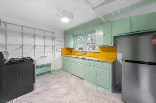 612 Laurel Ave, Roselle Park, NJ 07204 - Photo 18