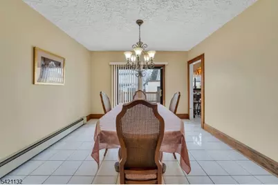 118 Lexington Ave, Bloomfield Twp., NJ 07003 - Photo 10