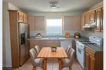 663 S Park St, Elizabeth, NJ 07206 - Photo 6