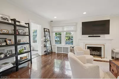 275 Woodland Ave, Summit, NJ 07901 - Photo 4