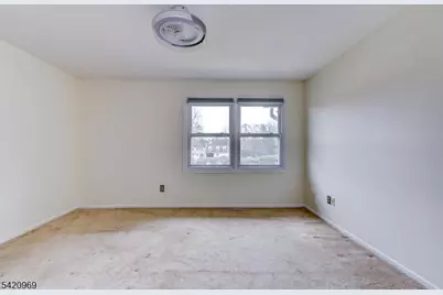 105 Newark Pompton Tpke #C24, Pequannock Township, NJ 07440 - Photo 16