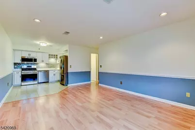 105 Newark Pompton Tpke #C24, Pequannock Township, NJ 07440 - Photo 10