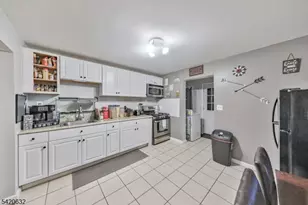 300 Chambers St, Phillipsburg, NJ 08865 - Photo 12