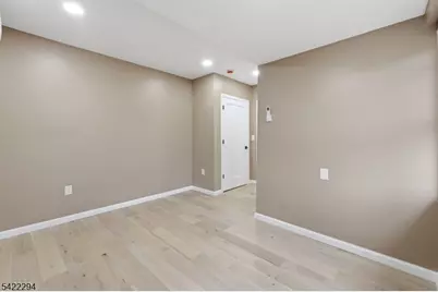 82 Grove St, Montclair, NJ 07042 - Photo 30