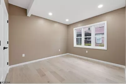 82 Grove St, Montclair, NJ 07042 - Photo 34