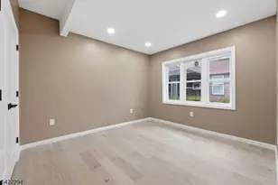 82 Grove St, Montclair, NJ 07042 - Photo 34