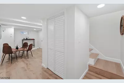 82 Grove St, Montclair, NJ 07042 - Photo 16