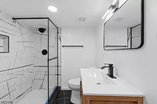 82 Grove St, Montclair, NJ 07042 - Photo 40