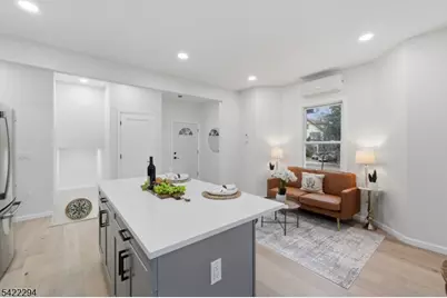 82 Grove St, Montclair, NJ 07042 - Photo 10