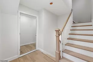 82 Grove St, Montclair, NJ 07042 - Photo 20