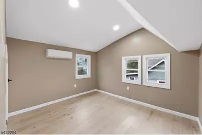 82 Grove St, Montclair, NJ 07042 - Photo 44