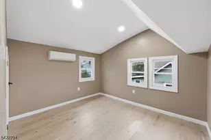 82 Grove St, Montclair, NJ 07042 - Photo 44