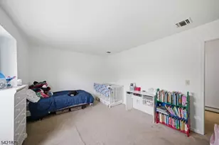 28 Village Dr, Hamburg, NJ 07419 - Photo 20