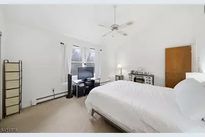 28 Village Dr, Hamburg, NJ 07419 - Photo 18