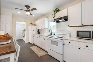 46 E Main St, Sussex, NJ 07461 - Photo 8