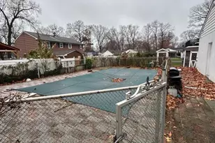 1529 W 7th St, Piscataway Township, NJ 08854 - Photo 4
