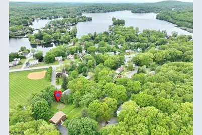 64 Larchmont Dr, West Milford, NJ 07421 - Photo 36