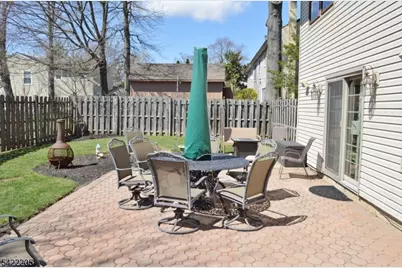 29 Hugenot St, East Hanover Township, NJ 07936 - Photo 18