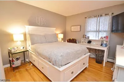 29 Hugenot St, East Hanover Township, NJ 07936 - Photo 10