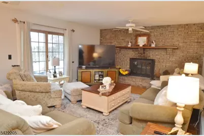 29 Hugenot St, East Hanover Township, NJ 07936 - Photo 14