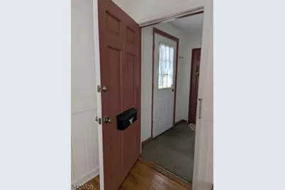 2B Parkway Village #2B, Cranford Township, NJ 07016 - Photo 2