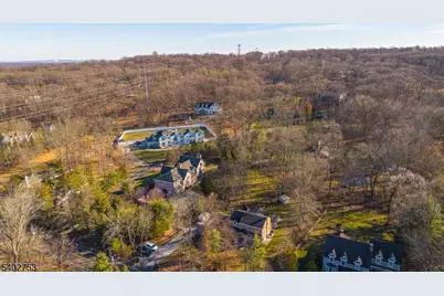 850 Valley Rd, Watchung, NJ 07069 - Photo 4