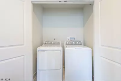 79 Eastwood Ter #79, East Hanover Township, NJ 07936 - Photo 30