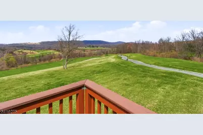 19 Rockhall Ct, Hardyston Township, NJ 07419 - Photo 34