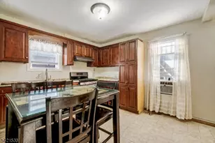 312 S Spring St, Elizabeth, NJ 07201 - Photo 2