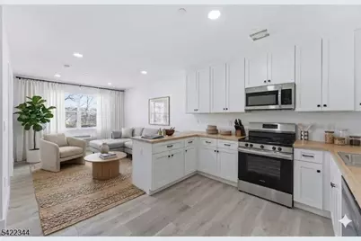 95 Shepherds Ln #B302, Totowa, NJ 07512 - Photo 2