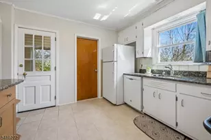 22 Princeton St, Maplewood, NJ 07040 - Photo 14